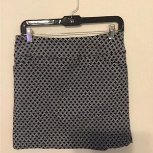 Elliot Lauren Elegant Black and White Patterned Skort size 8